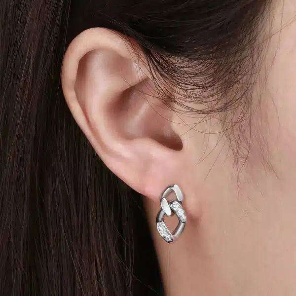 Boucles d'oreilles pendantes Mia en Argent avec oxyde de zirconium blanc PHEBUS