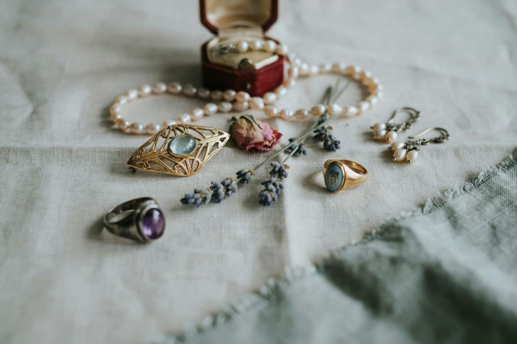 bijoux anciens